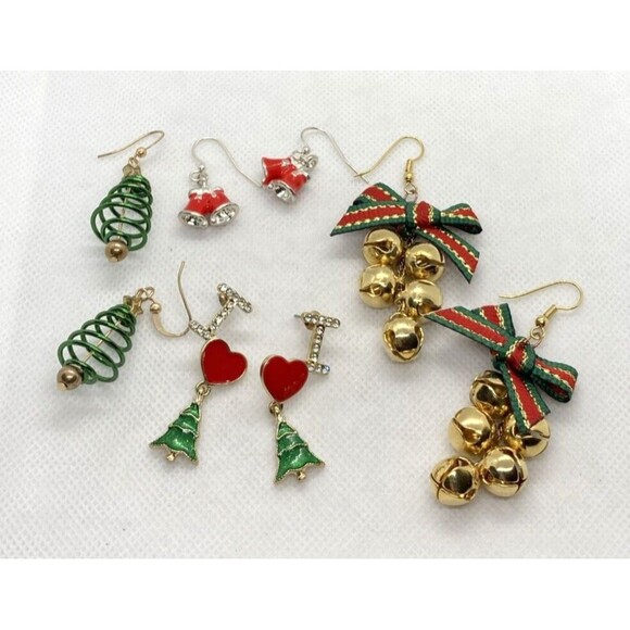 Vintage - Now Lot of 4 Pairs Dangle Pierced Christmas‎ Earrings Bell Bow Tree - Picture 1 of 13